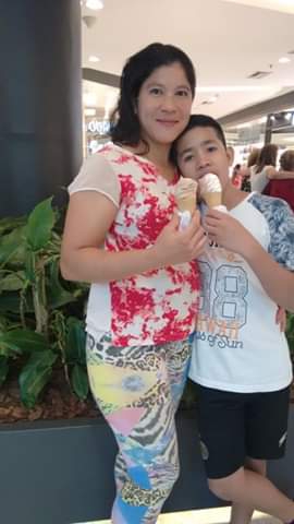 mi hijo Daniel y mi esposa
