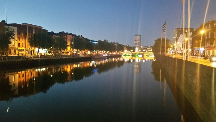Dublin at night