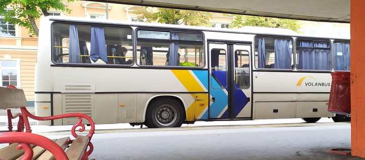 Busz/Bus