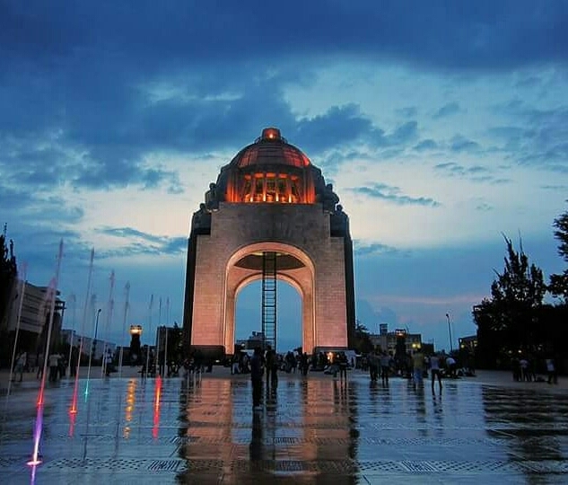 #Monumento #Revolucion #atardecer #México #lluvia