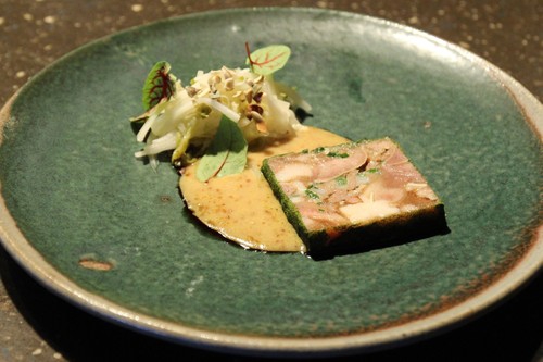 main dish decoration