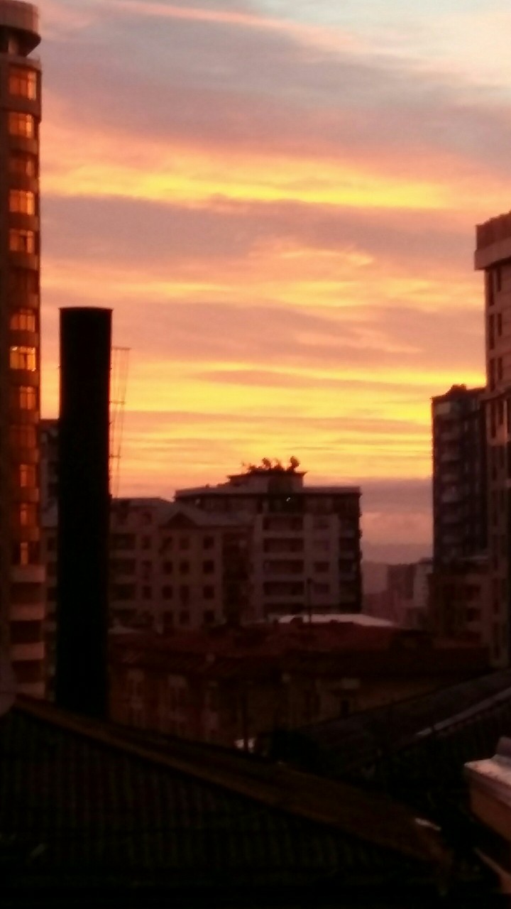 red morninng in Baku