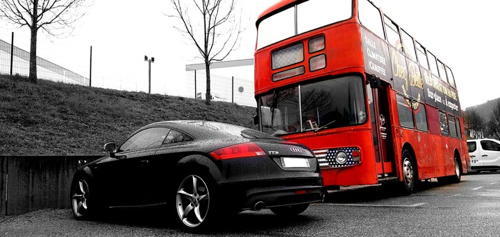 audi tt autobus