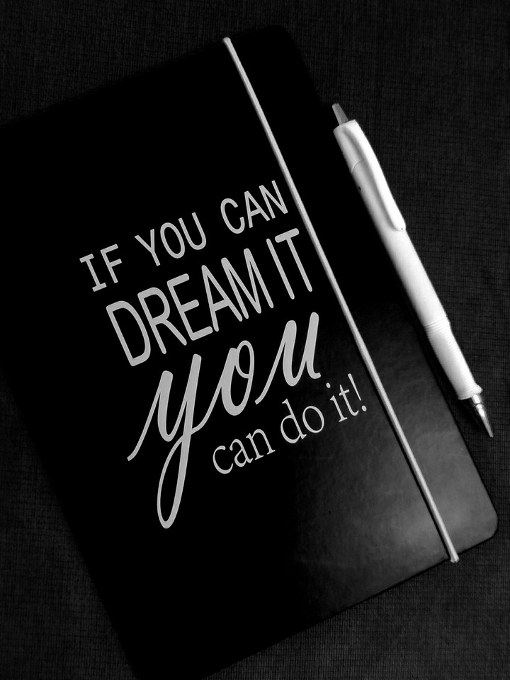 DREAM IT!