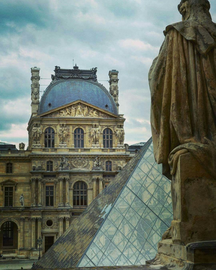 louvre