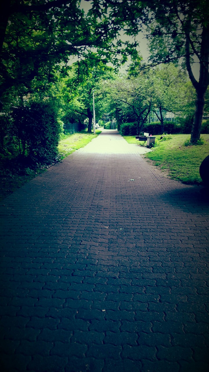 dark alley