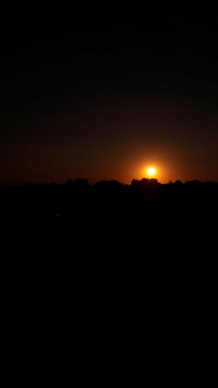 Sun goes down