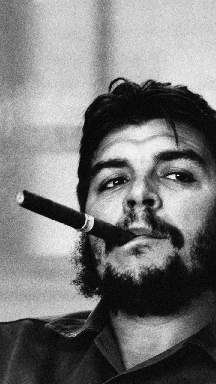 Che...