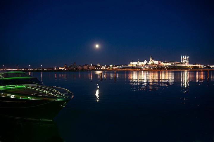 Ночная Казань