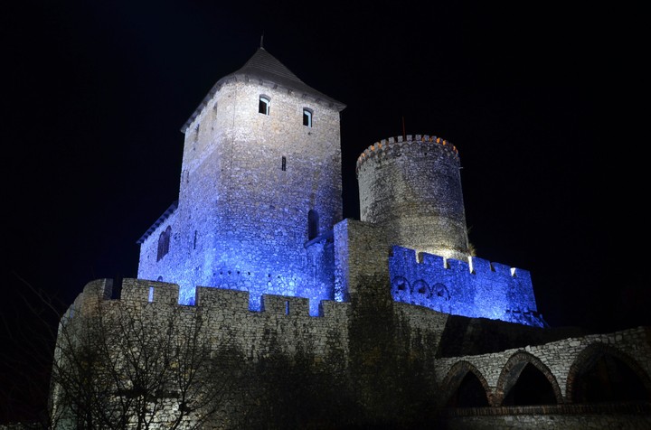 Castle at night in Będzin