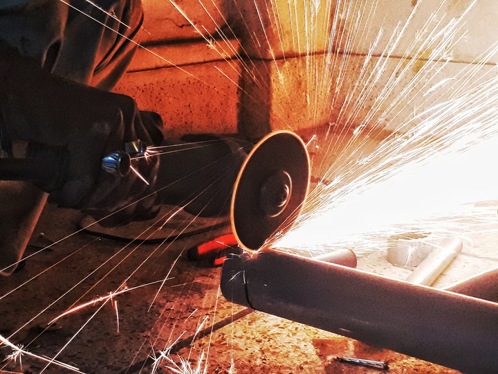 cutting of steel pipe