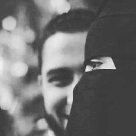 مسلمة..