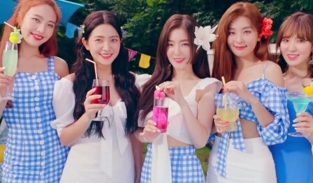 RED VELVET