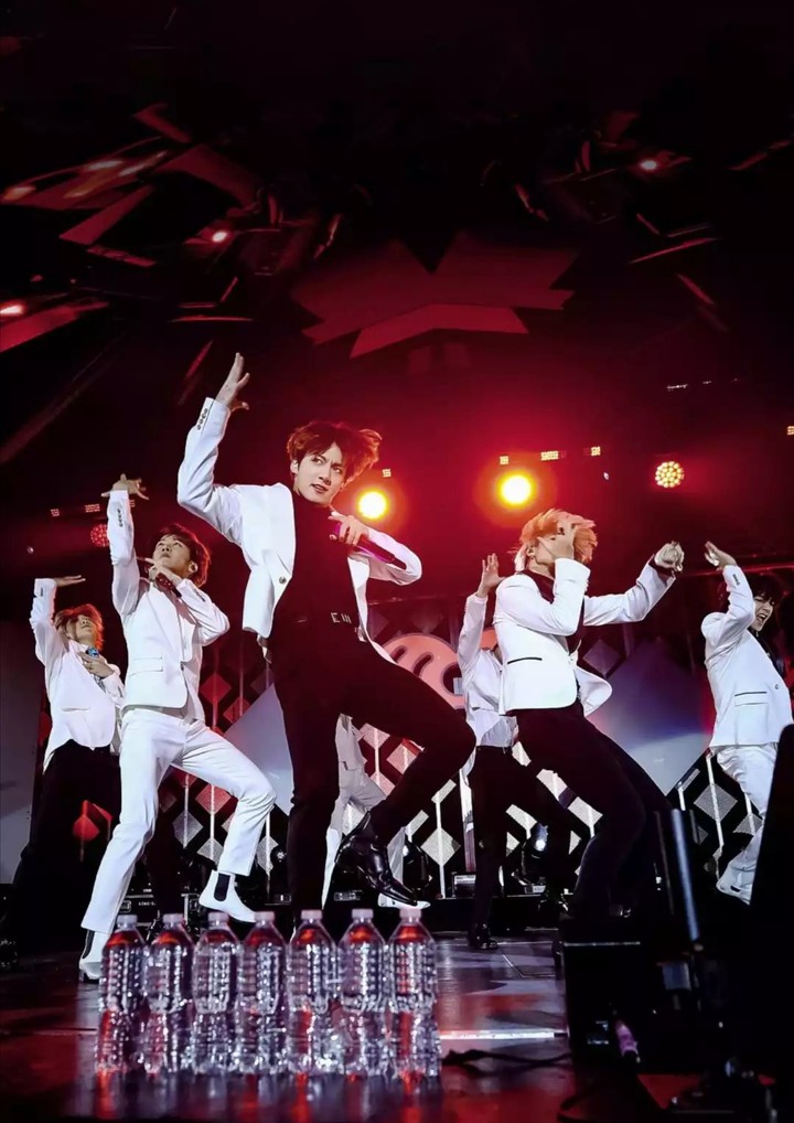 BTS ROCKING PERFORMANCE
