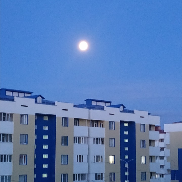 Луна