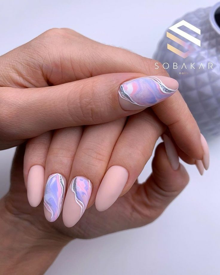 nails