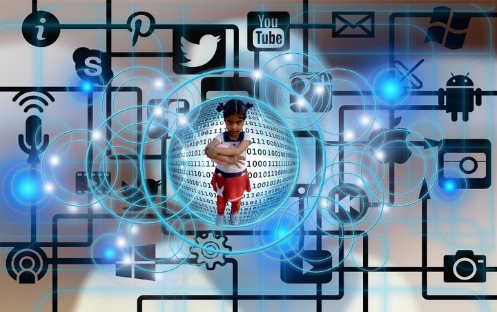 kid between social media.