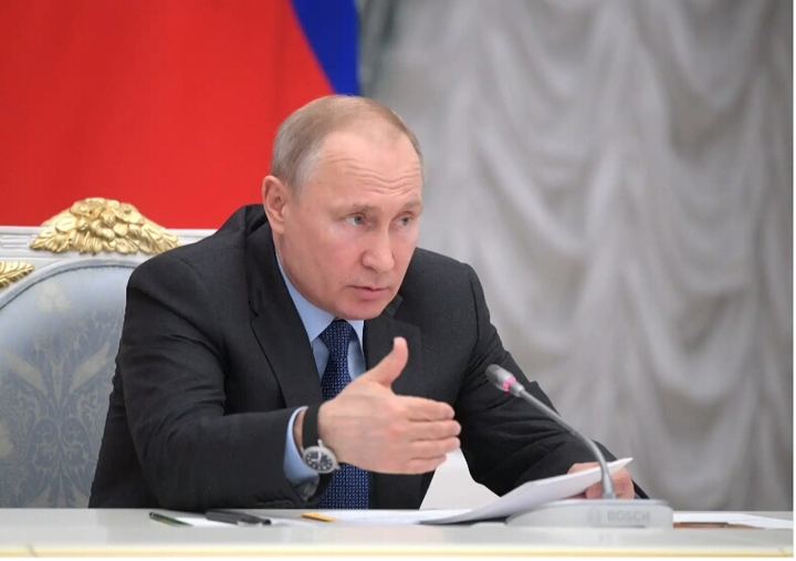 Vladimir Poutine.