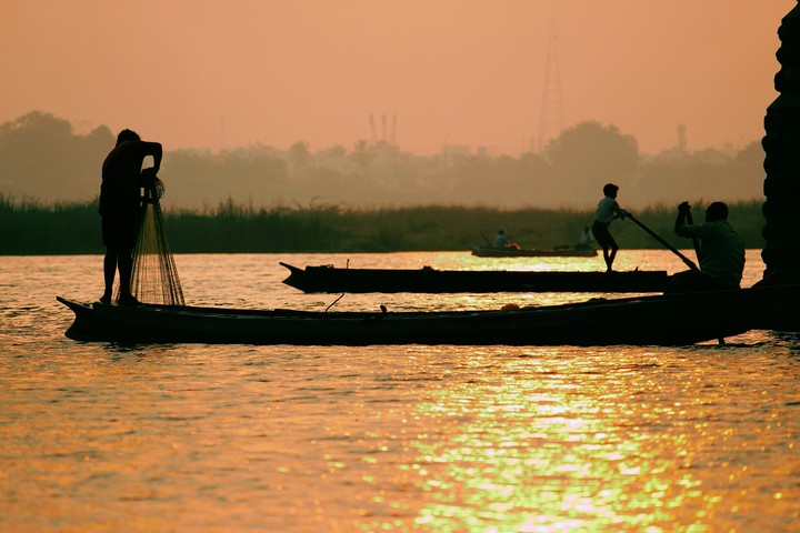 Sunrise at River Krishna #Vijayawada #canon700d #fishermen