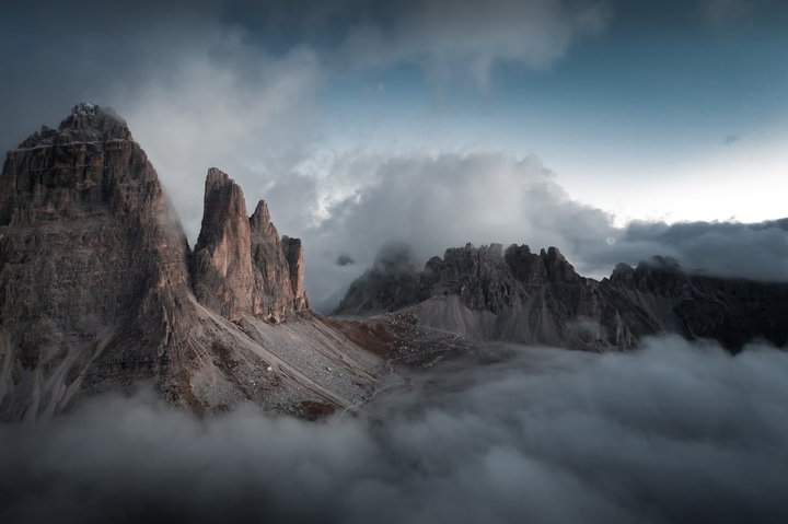 Fog Mountain