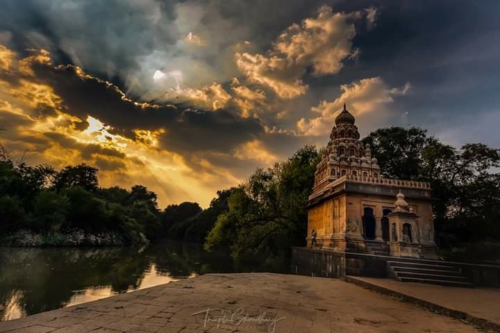 meneshwar mandir