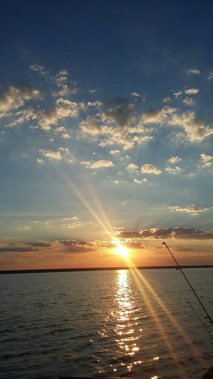 entardecer no rio Grande - BR  22/9/2018
