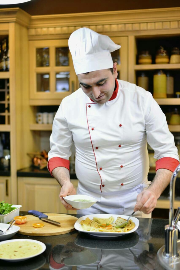 Hrashk xoharar!