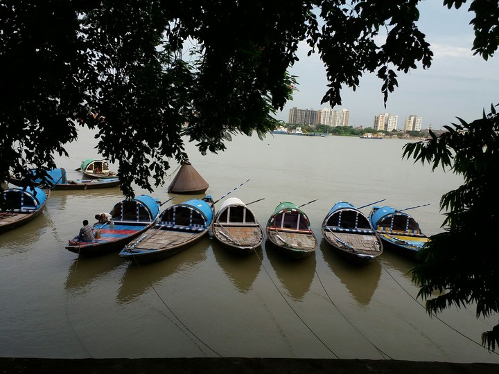 Boats on Ganges