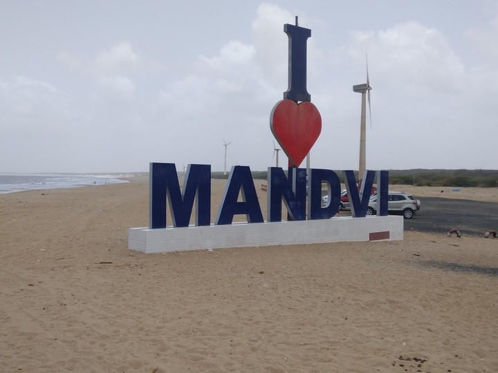 MANDVI BICH