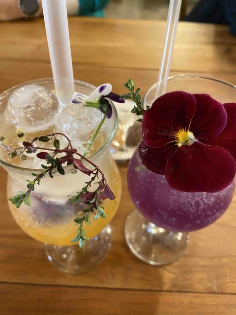 Flower & Beverage