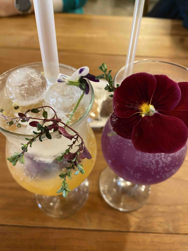 Flower & Beverage