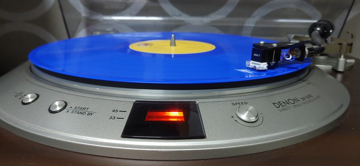 DENON DP1200