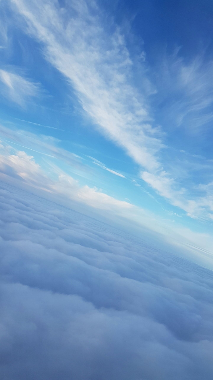 Wolken Decke