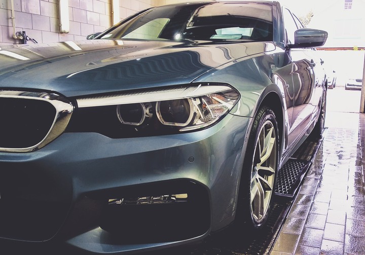BMW