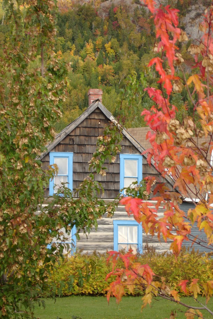 Canada house