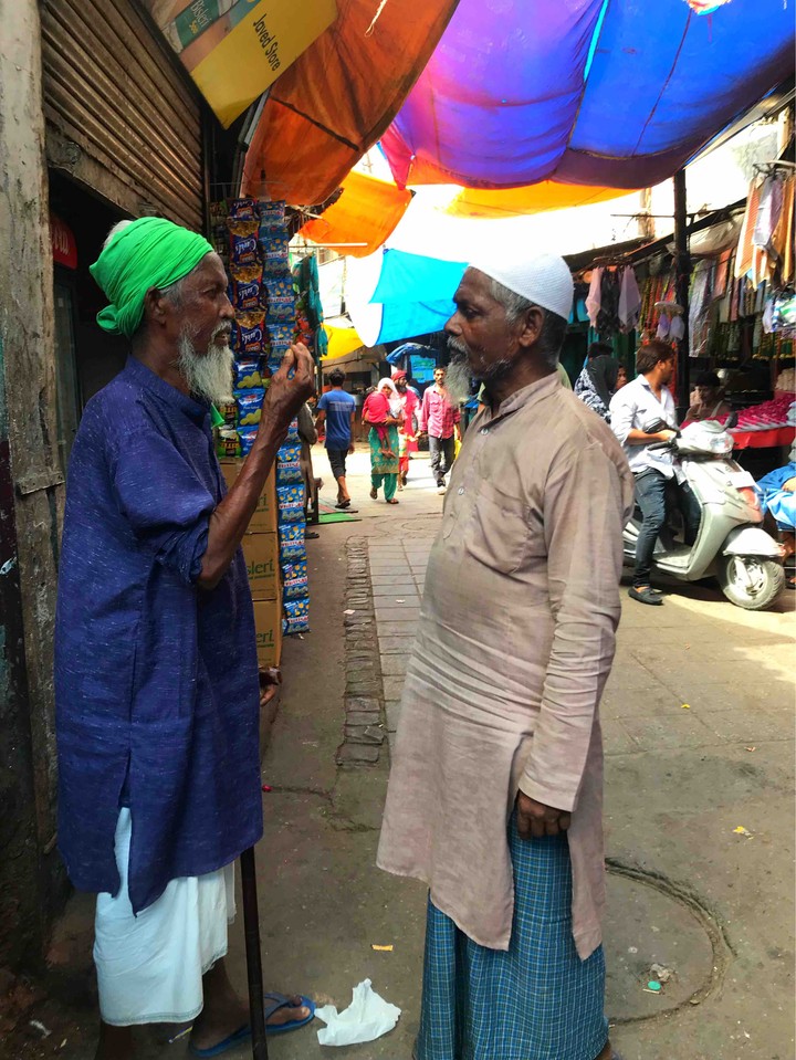 old people sharing problems
