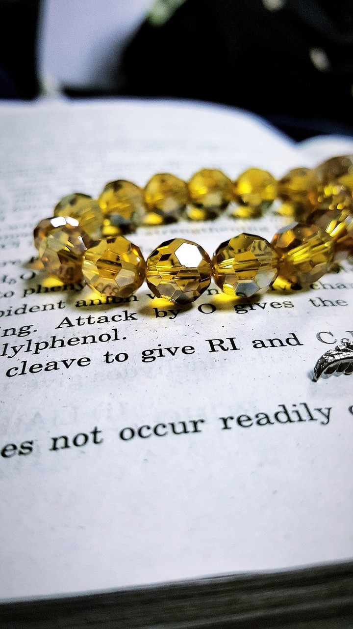 Golden pearls