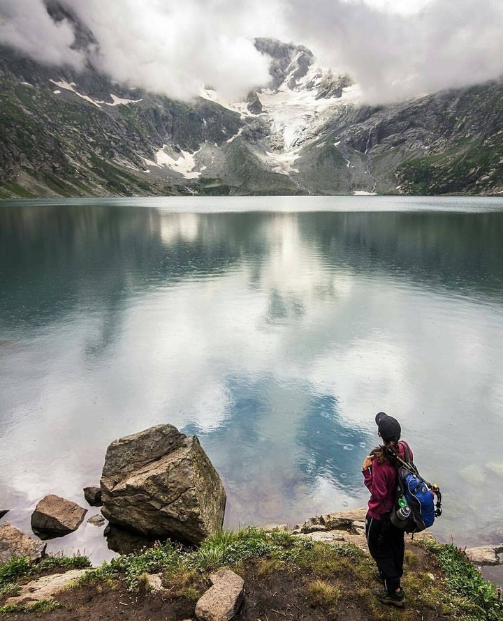 PAKISTAN'S BEAUTY