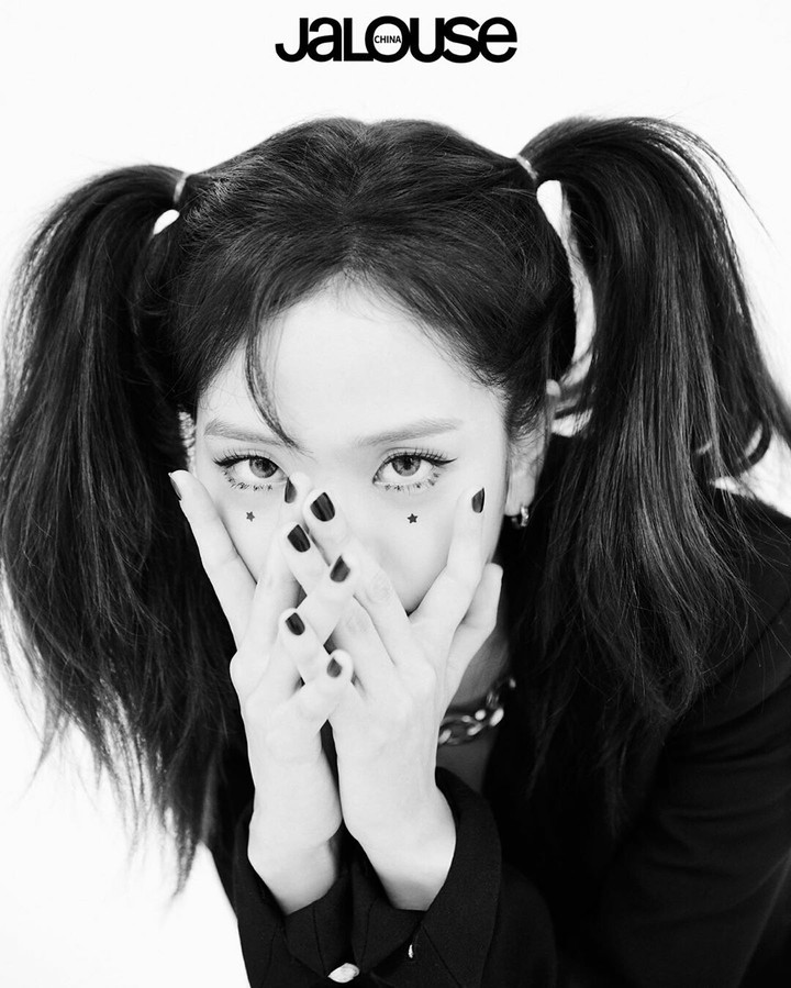 JISOO JALOUSE