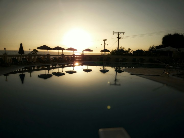 Beau4 sunset by the pool