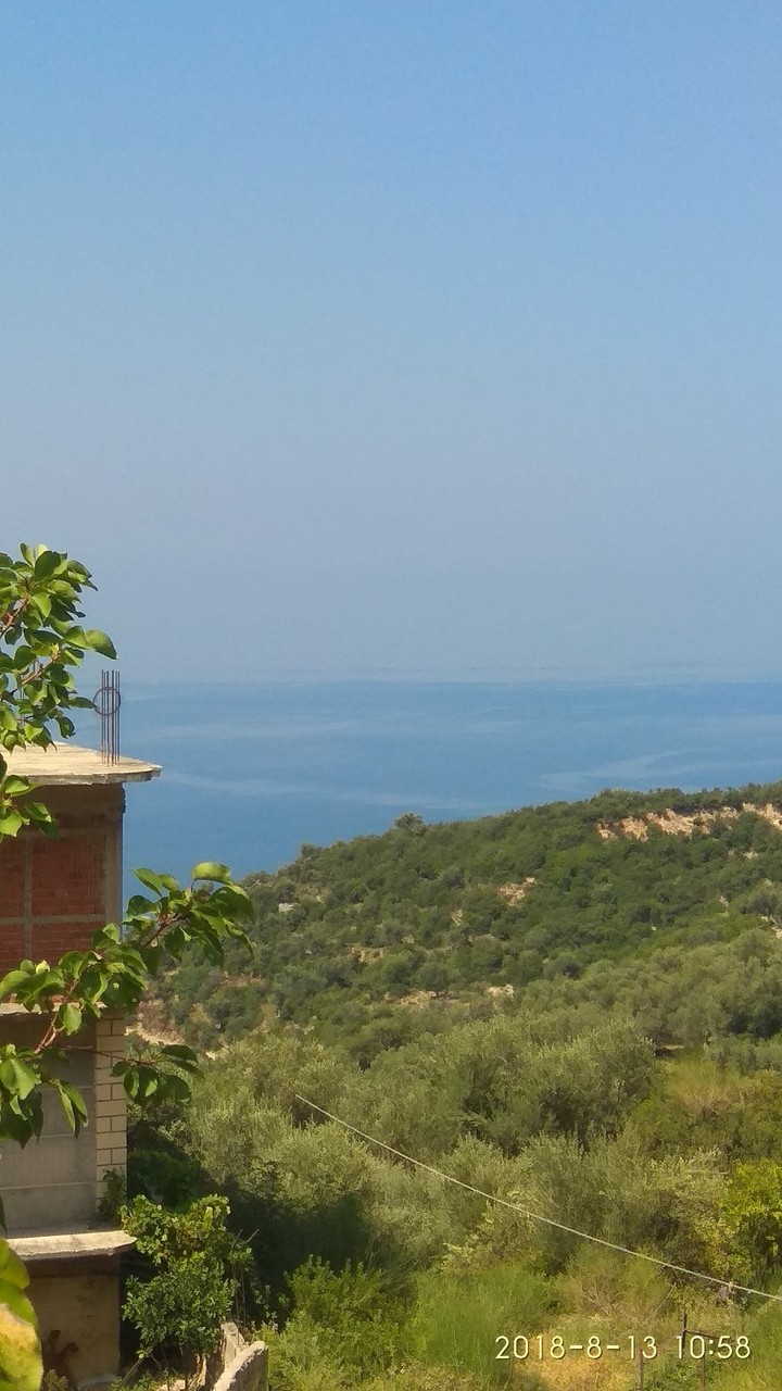 Piqeras ,sea
