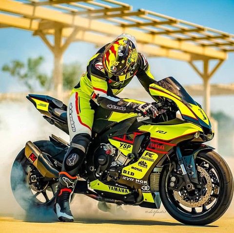 R1