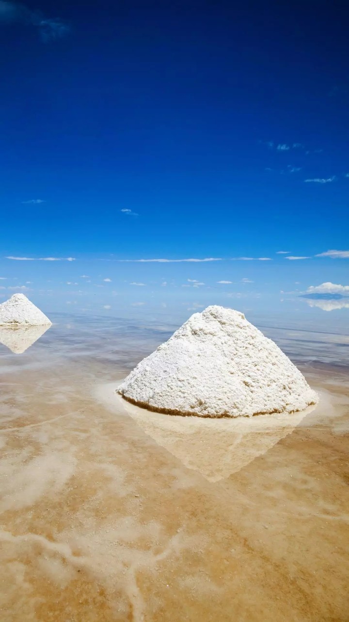 Looks like giant mirror