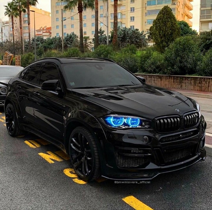 black car ?