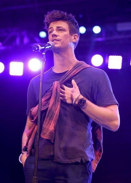 Grant Gustin