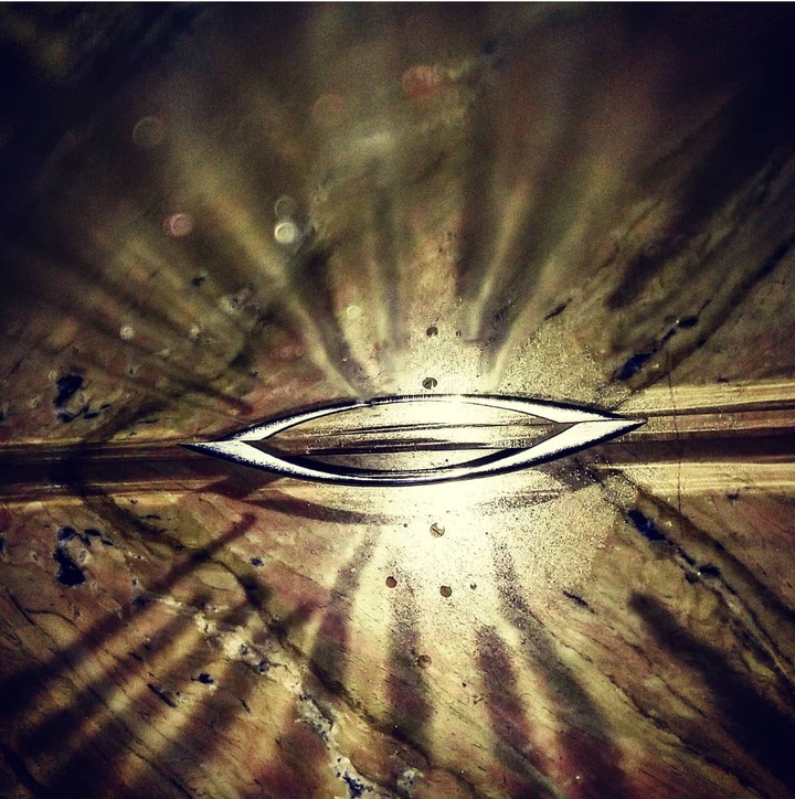 mirrored third eye