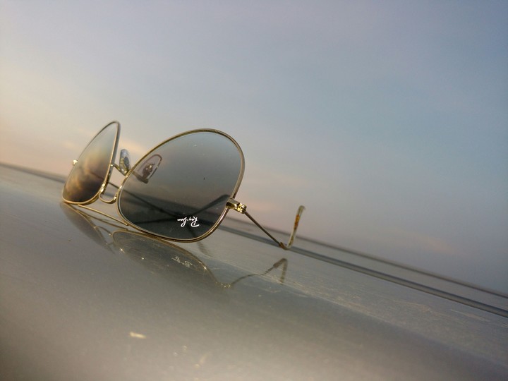ray..ban.