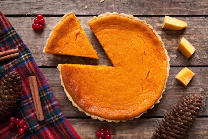FLUFFY PUMPKIN PIE