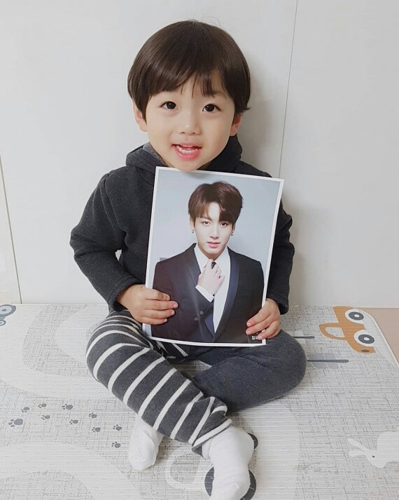 JUNG KOOK PHOTO