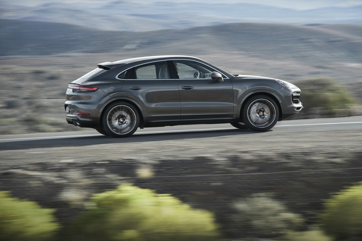 Porsche_Cayenne_Turbo